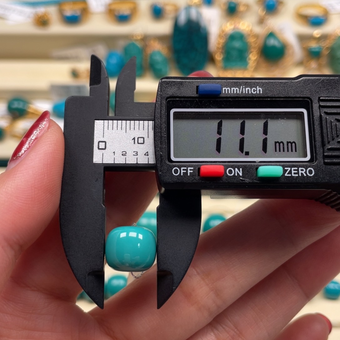 未镶嵌绿松石珠宝奇石老型