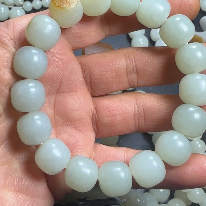 冰***卍和田玉（子料）未镶嵌手链