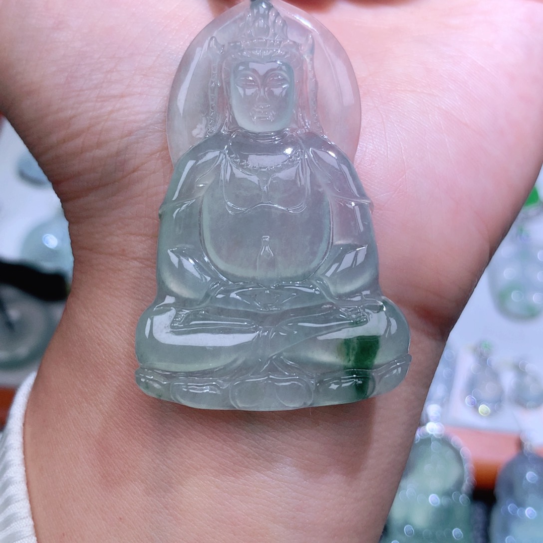 翡翠未镶嵌颈饰s素衣