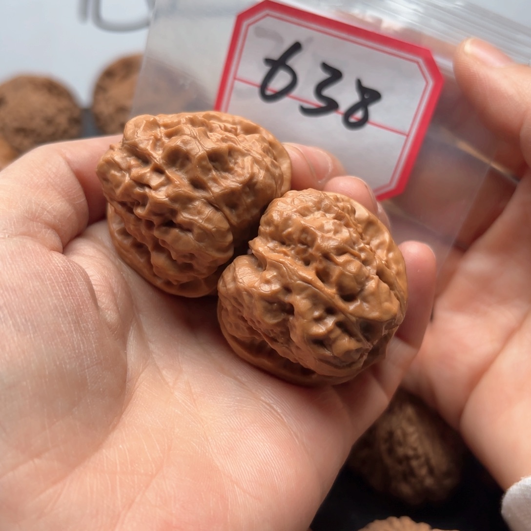 文玩核桃吊坠蛤蟆