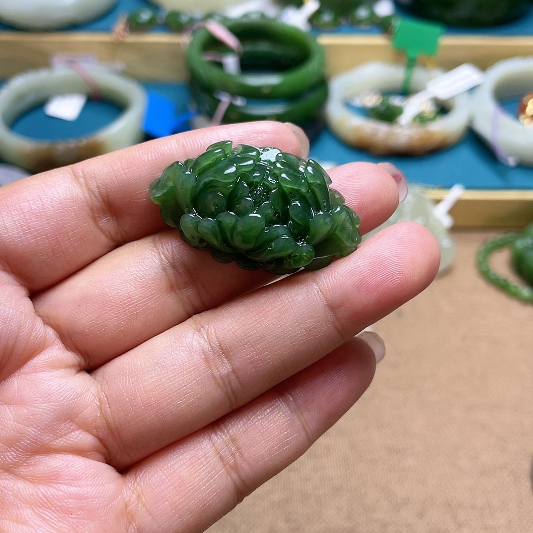 【闪购商品】和田玉吊坠108未镶嵌