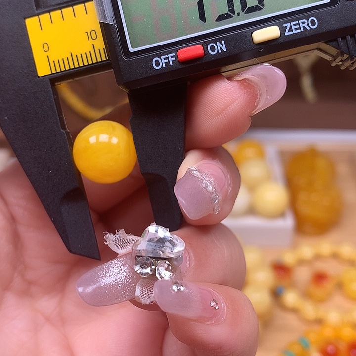 亚克力非金属配珠13