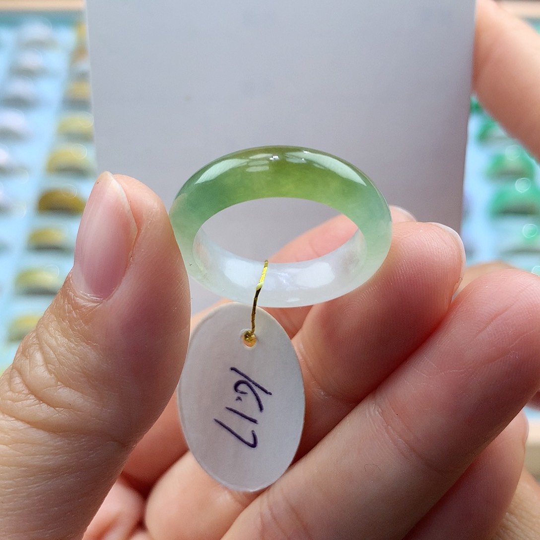 翡翠戒指未镶嵌1617圈