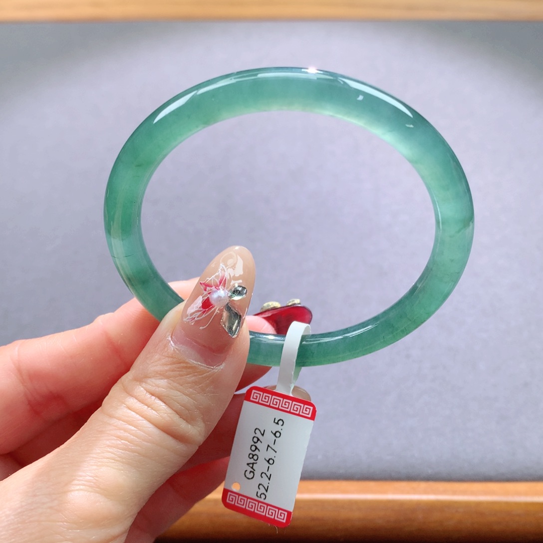 翡翠手镯未镶嵌天然翡翠手镯叮当镯