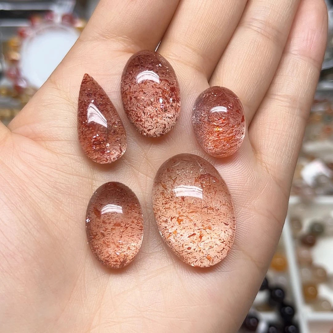 选款定制天然金草莓水晶水滴蛋面