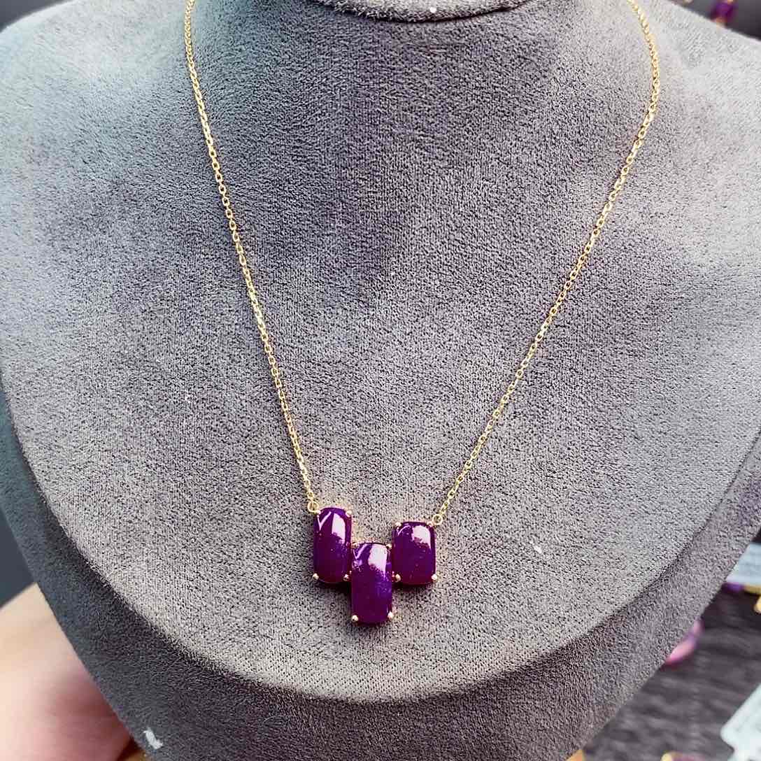 苏纪石（舒俱来）项链18K金镶嵌