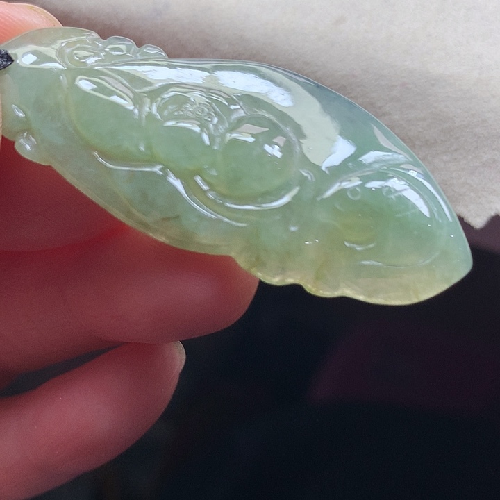 翡翠颈饰未镶嵌吊坠