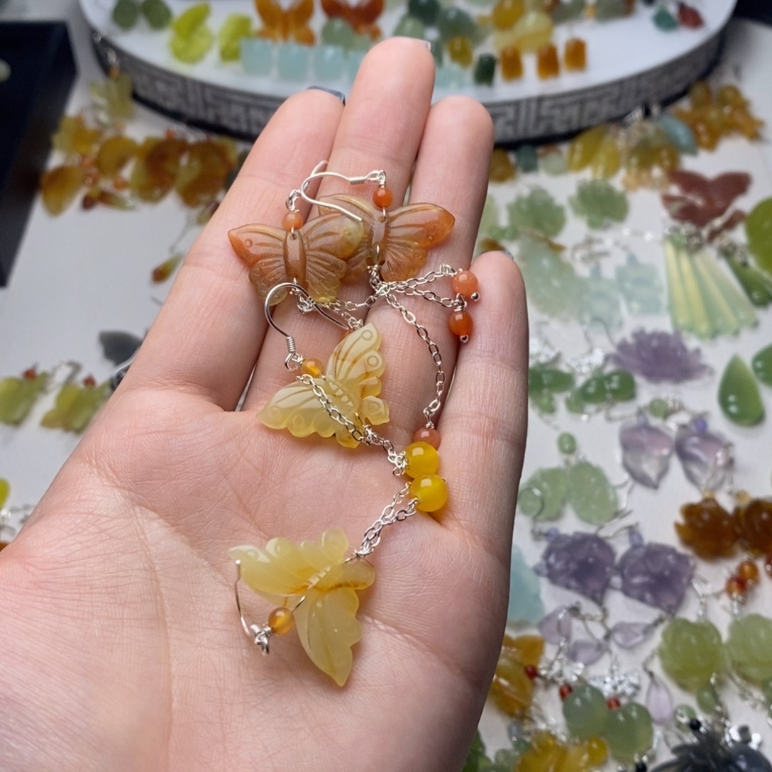 筱***筱蛇纹石玉合金耳饰/颈饰