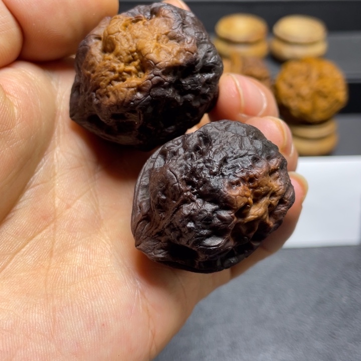 文玩核桃吊坠F毒王37