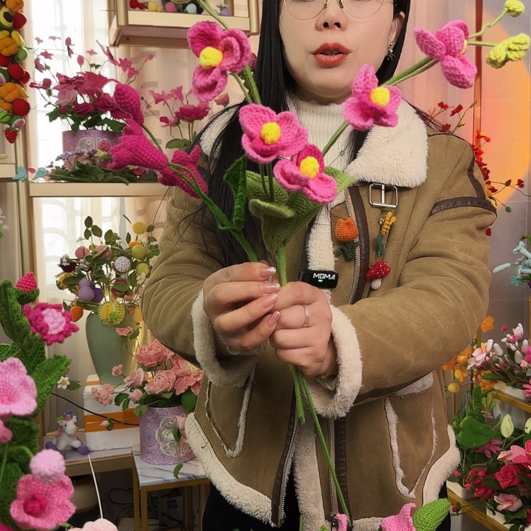 手工钩织设计花束