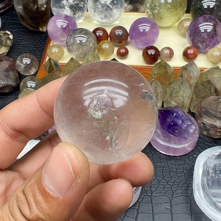 水晶未镶嵌珠宝半成品230