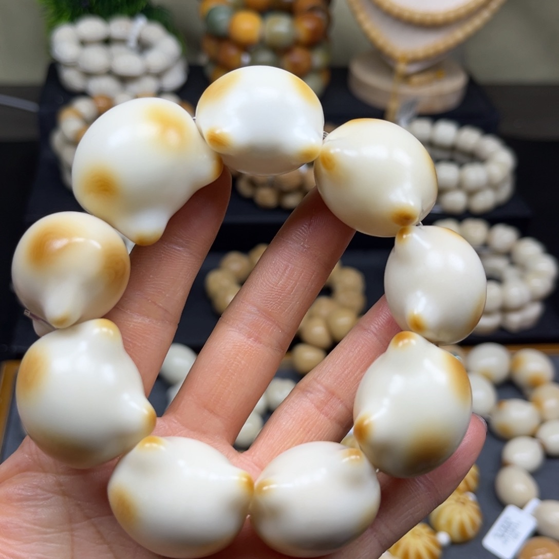 菩提根/象牙果吊坠1,16.12瑕疵猫头