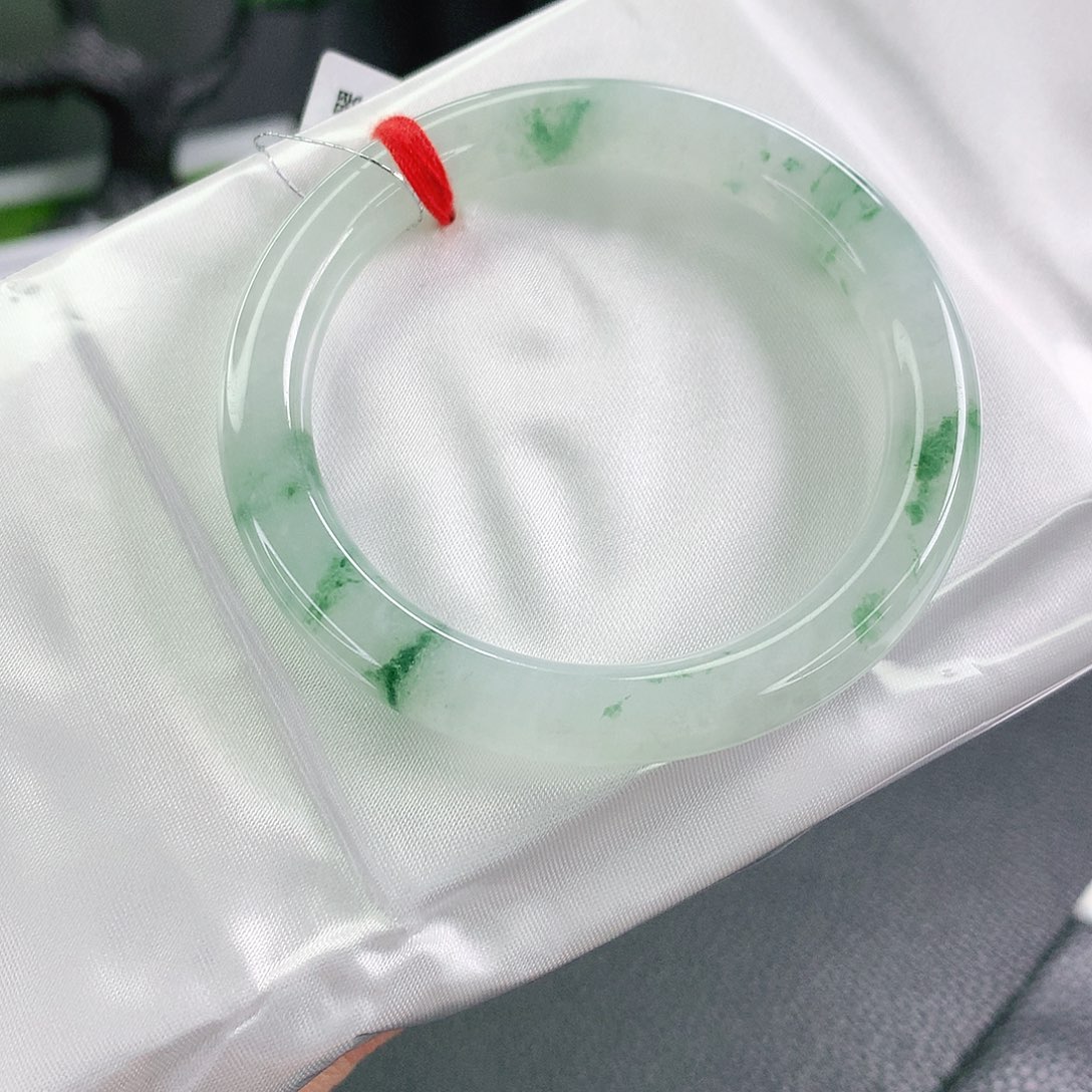 未镶嵌手镯翡翠53圈