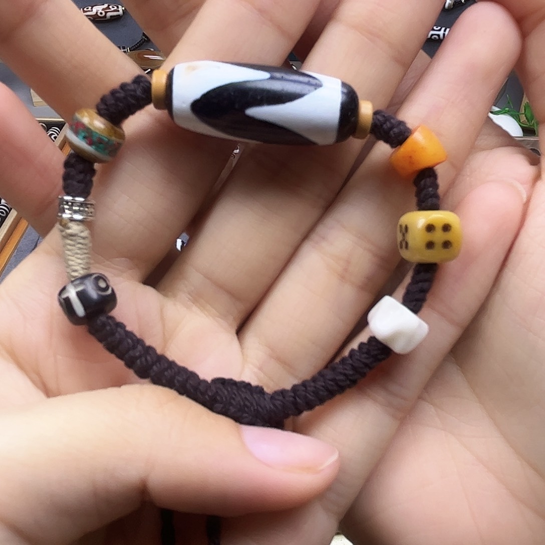 玛瑙/玉髓颈饰合金