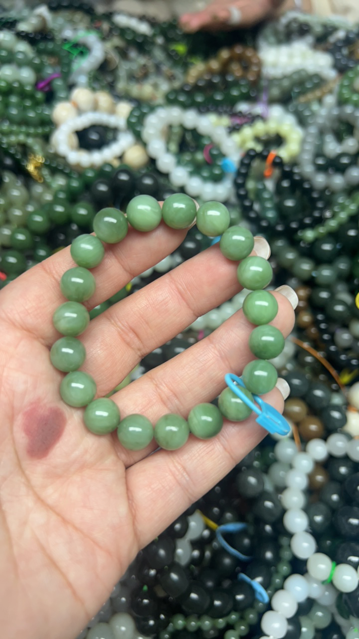和田玉未镶嵌时尚