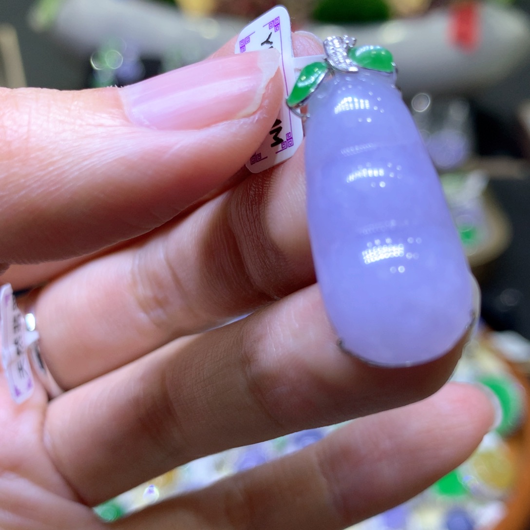 【闪购商品】翡翠颈饰18K金镶嵌翡翠吊坠项链