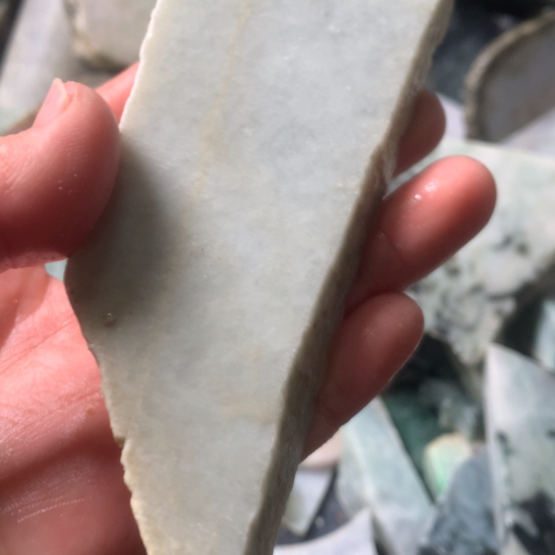 翡翠颈饰未镶嵌缅甸翡翠