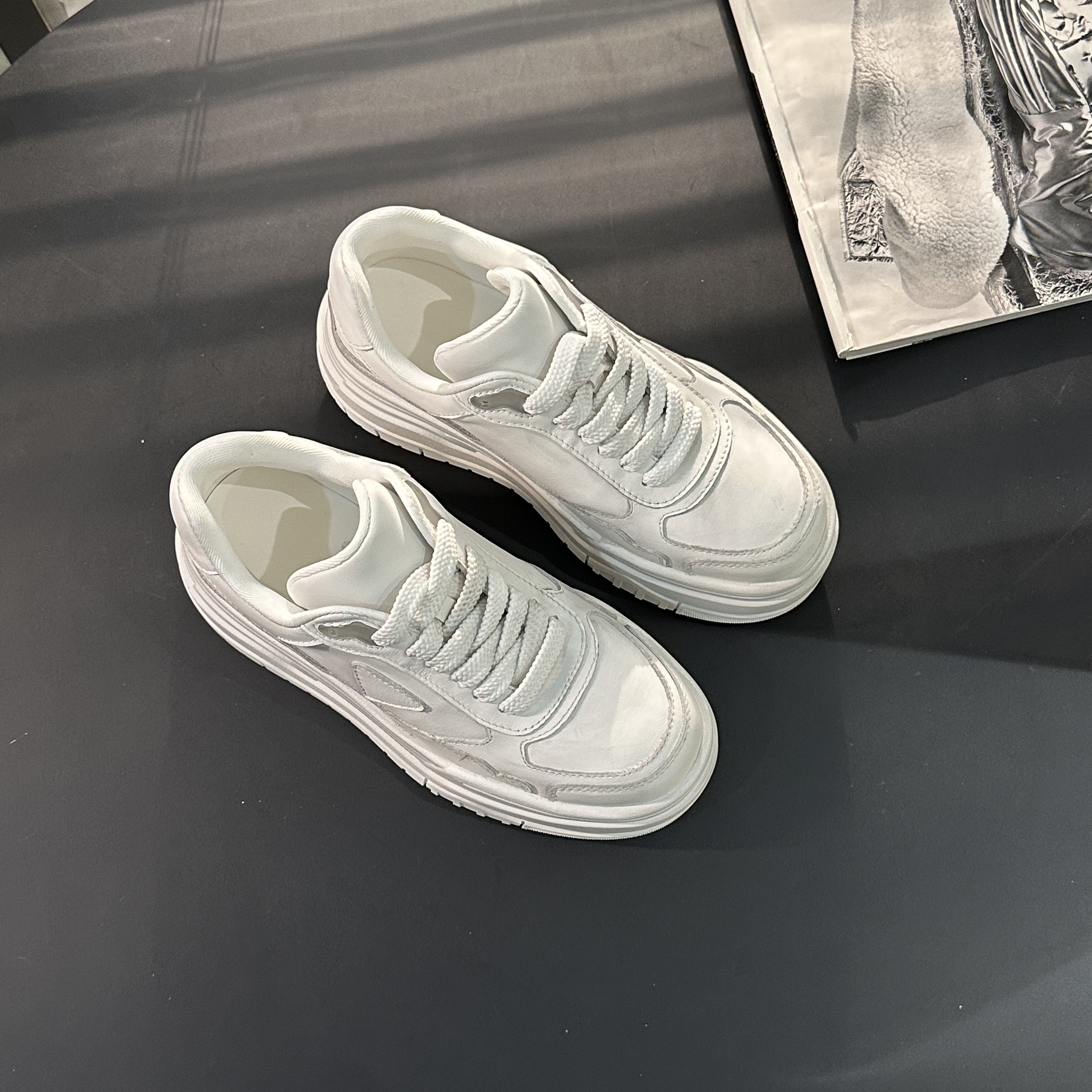 EM2026春季新款牛皮做旧擦色脏脏鞋升级版松糕底增高ins风休闲鞋