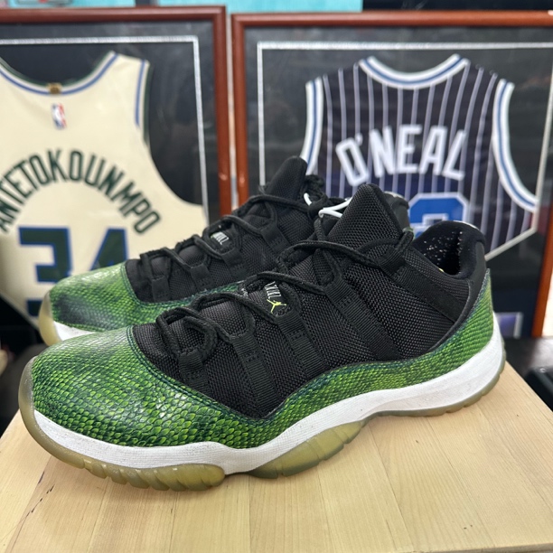 41吗/aj11 黑绿/53172/休闲鞋/无原盒/528895-033