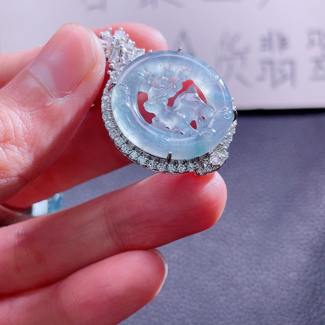 翡翠颈饰未镶嵌9999999999