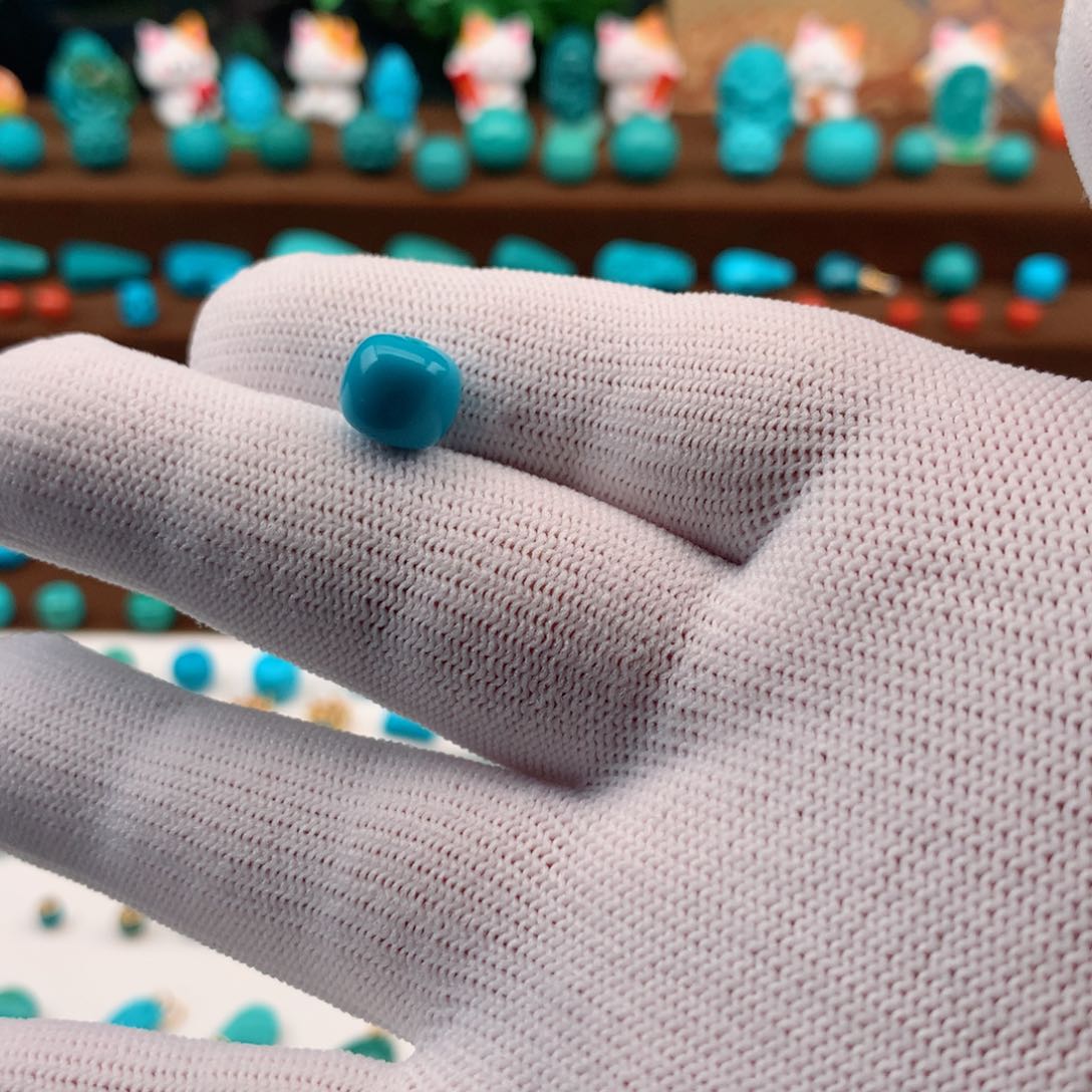 绿松石配饰未镶嵌阿*_