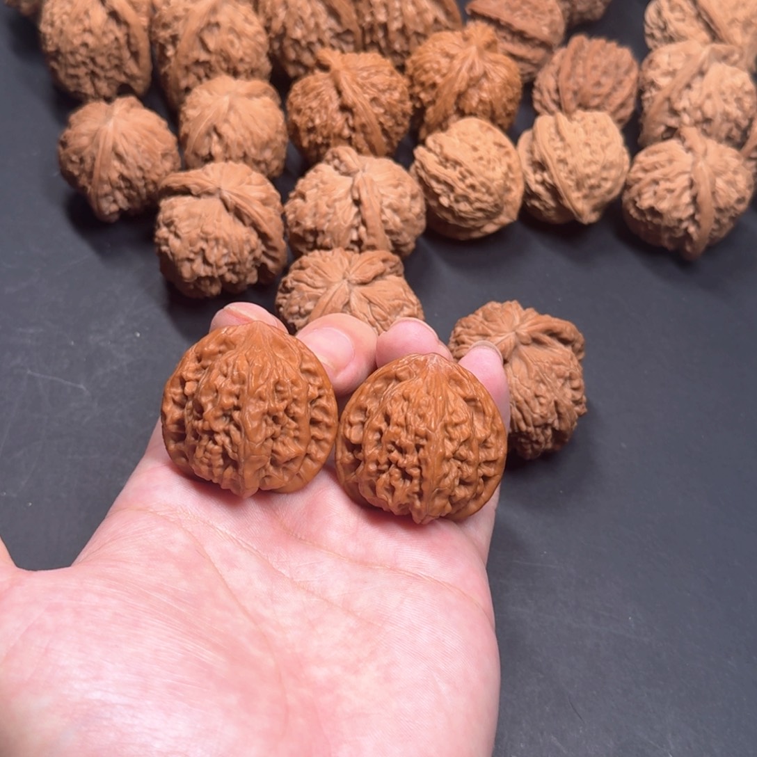 S***P文玩核桃把件37佛度全品