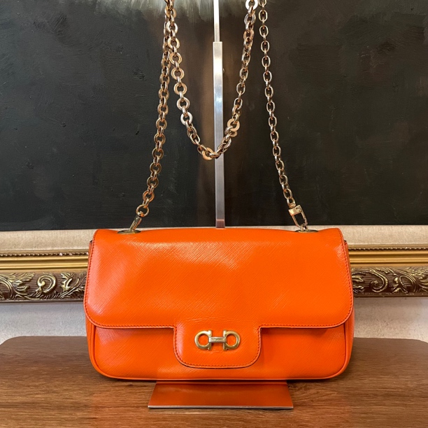 95新 FERRAGAMO/菲拉格慕 菲拉格慕单肩包/006609/尺寸24*15