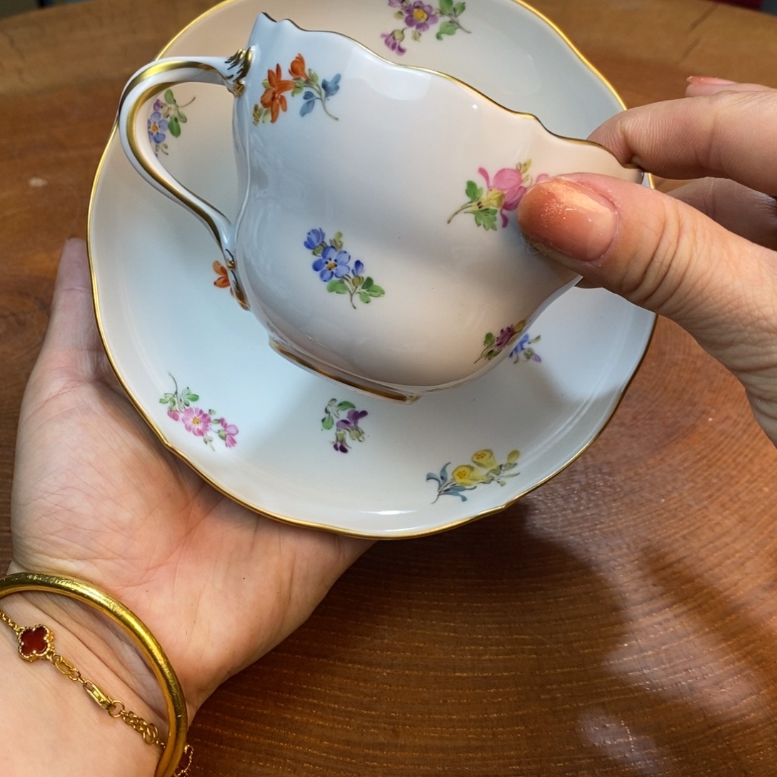 瓷器哈哈哈哈哈哈哈哈