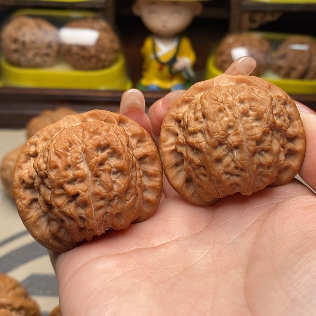 文玩核桃把件金**财血麒麟43 S15号