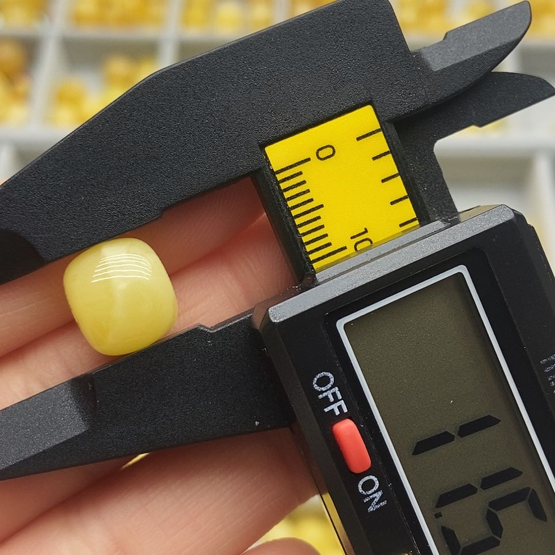 蜜蜡珠宝奇石未镶嵌1027