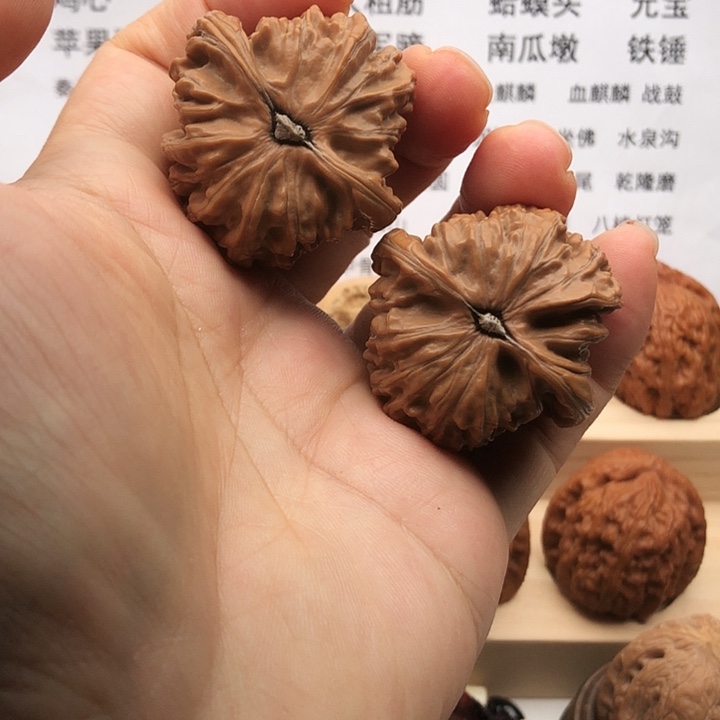 把件文玩核桃川*三角白，边39