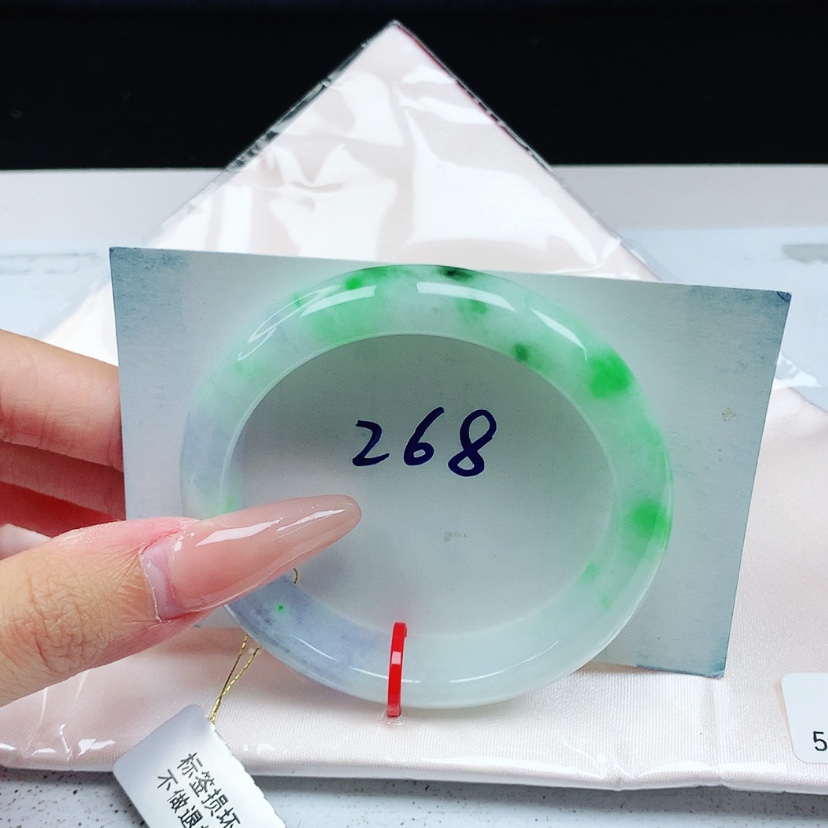 【闪购商品】翡翠手镯未镶嵌53圈