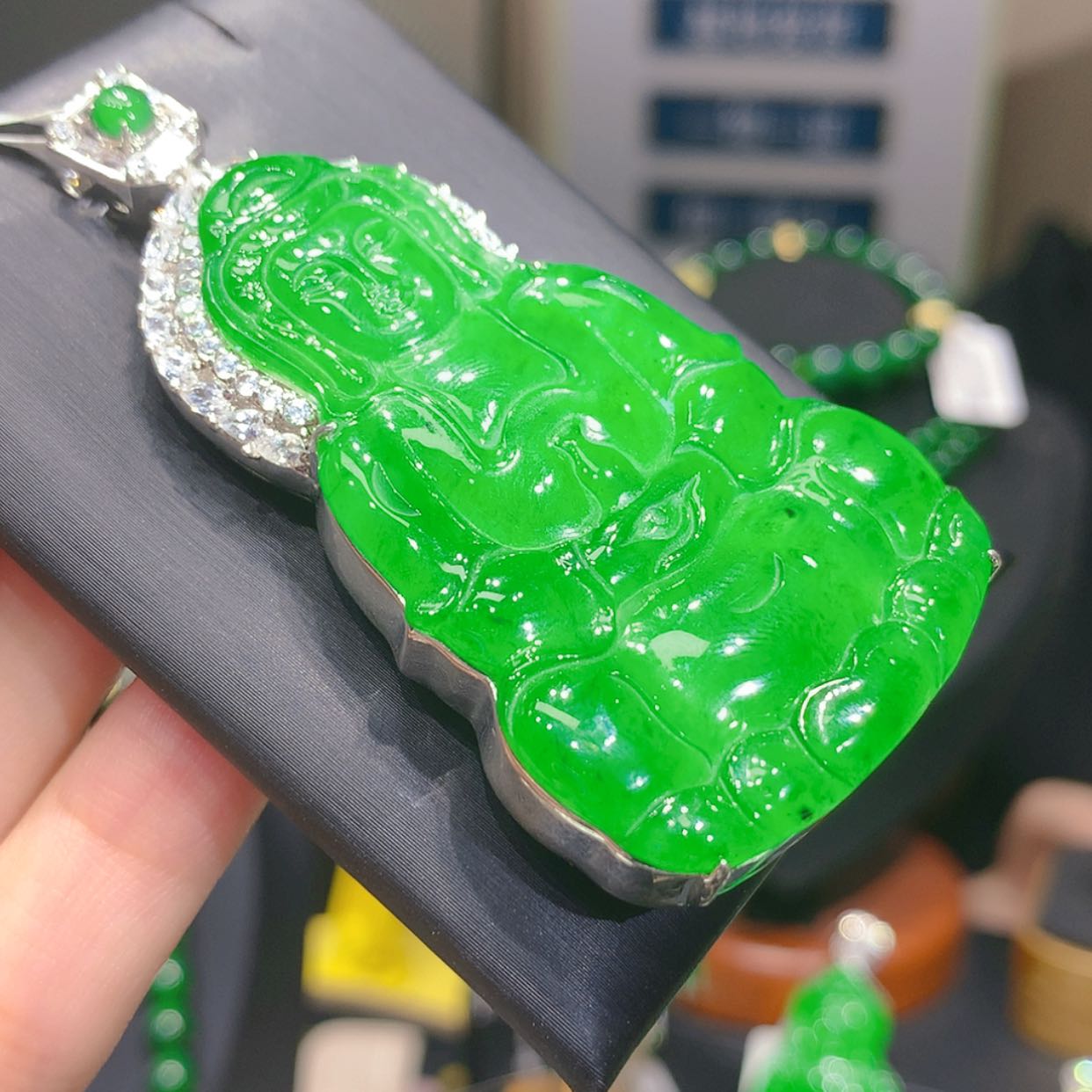 【闪购商品】翡翠未镶嵌颈饰5柒姐