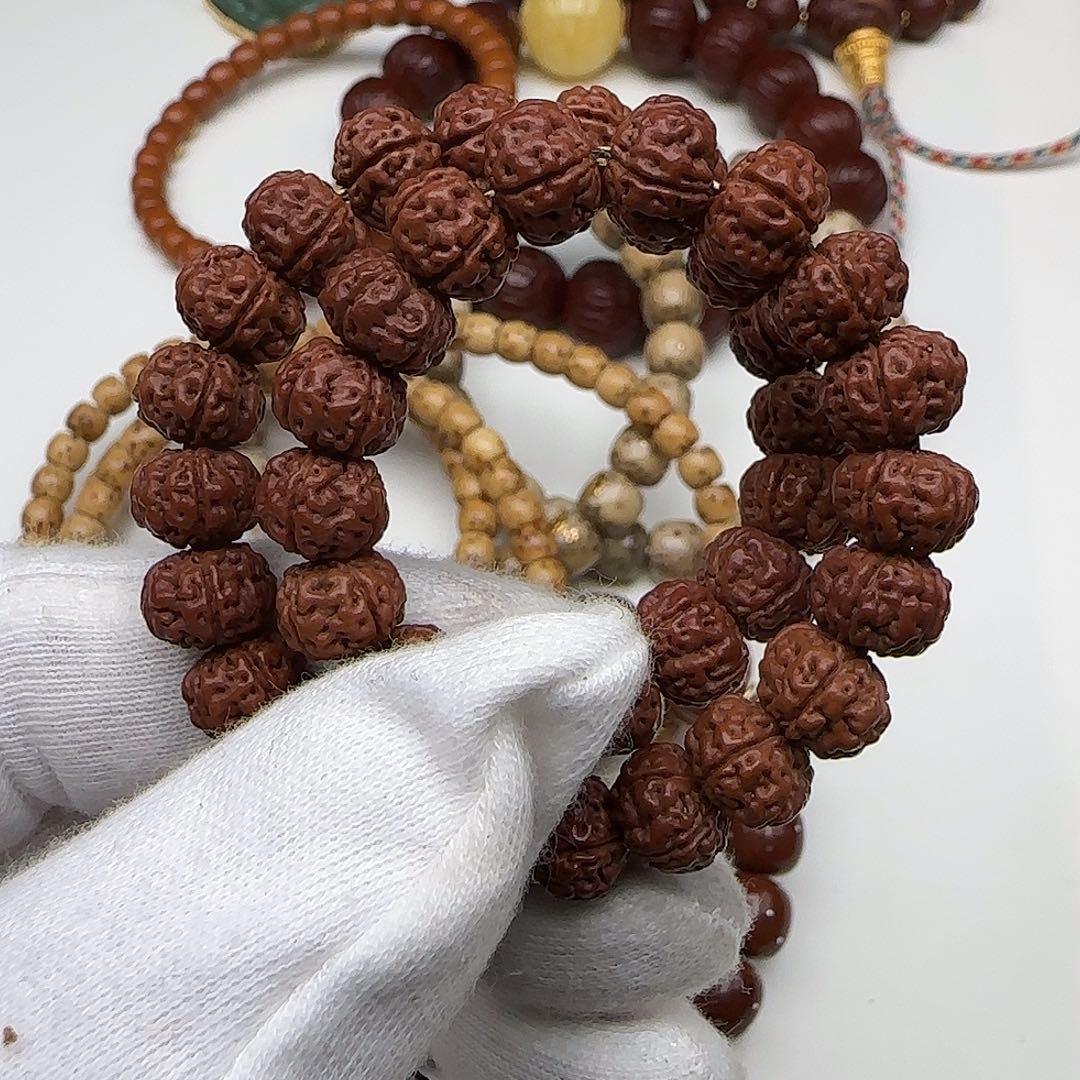 C***·手串金刚菩提手持一条