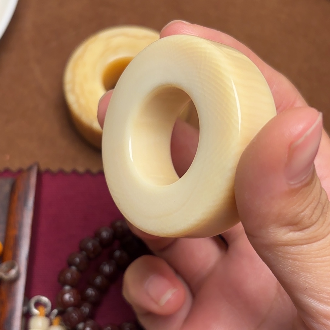 完***美玻璃颈饰藏传小配饰