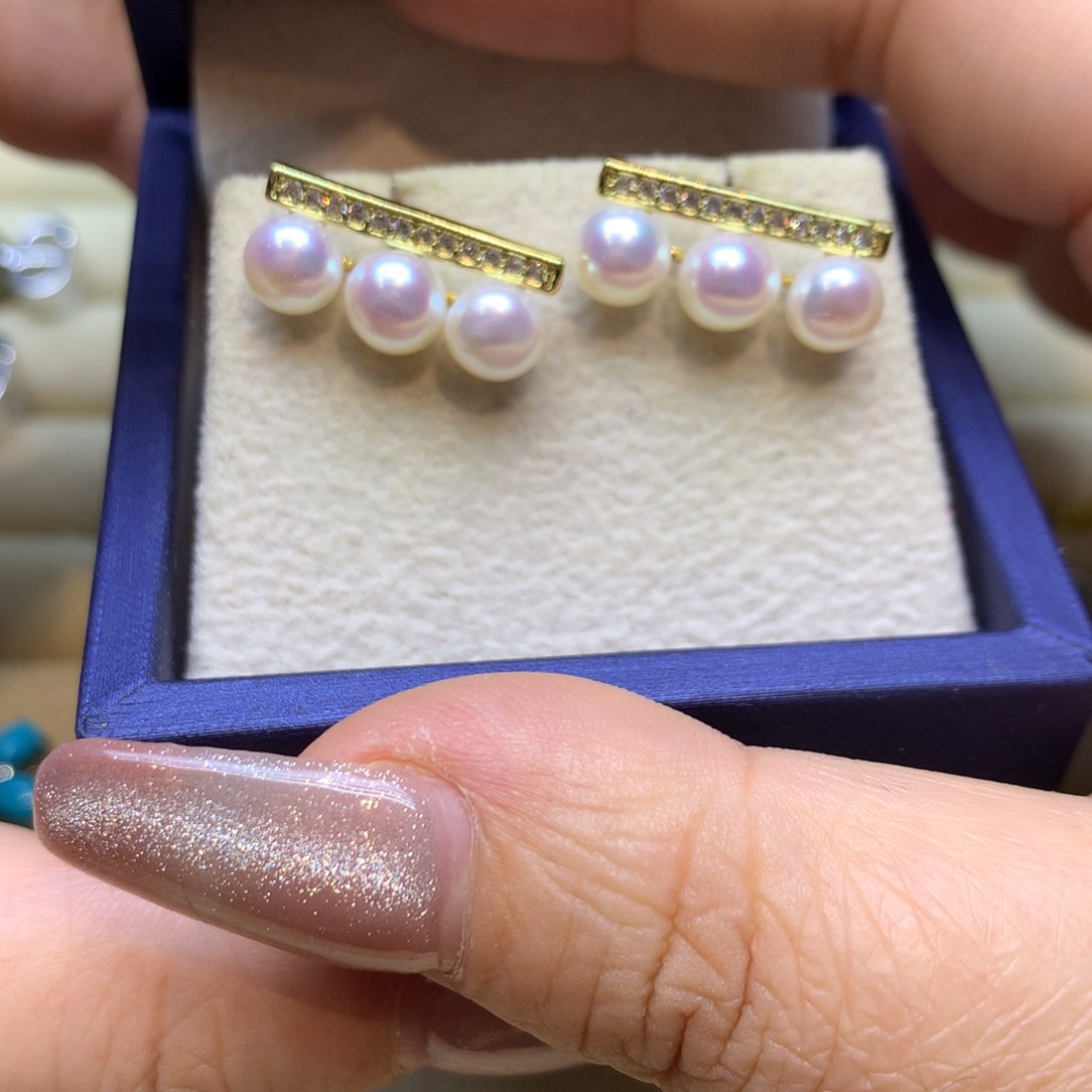 未镶嵌耳饰淡水珍珠