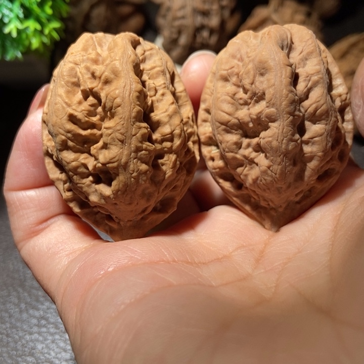 把件文玩核桃东北楸子小雪90