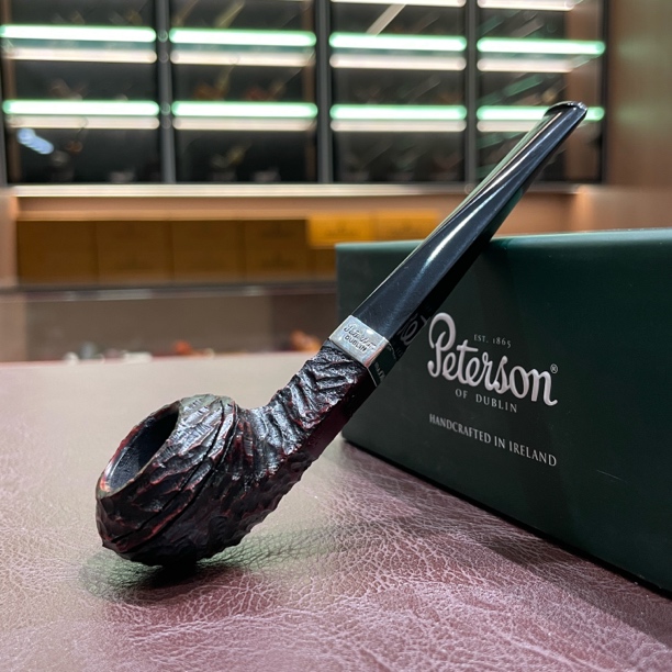 爱尔兰彼得森复古系列石楠木烟斗内径18斗深23.2长140