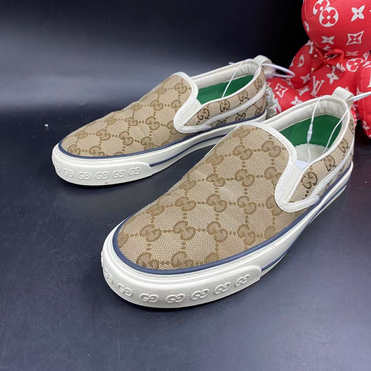 95新 GUCCI/古驰 棕老花时尚舒适休闲一脚蹬板鞋39.5欧码wdf1017