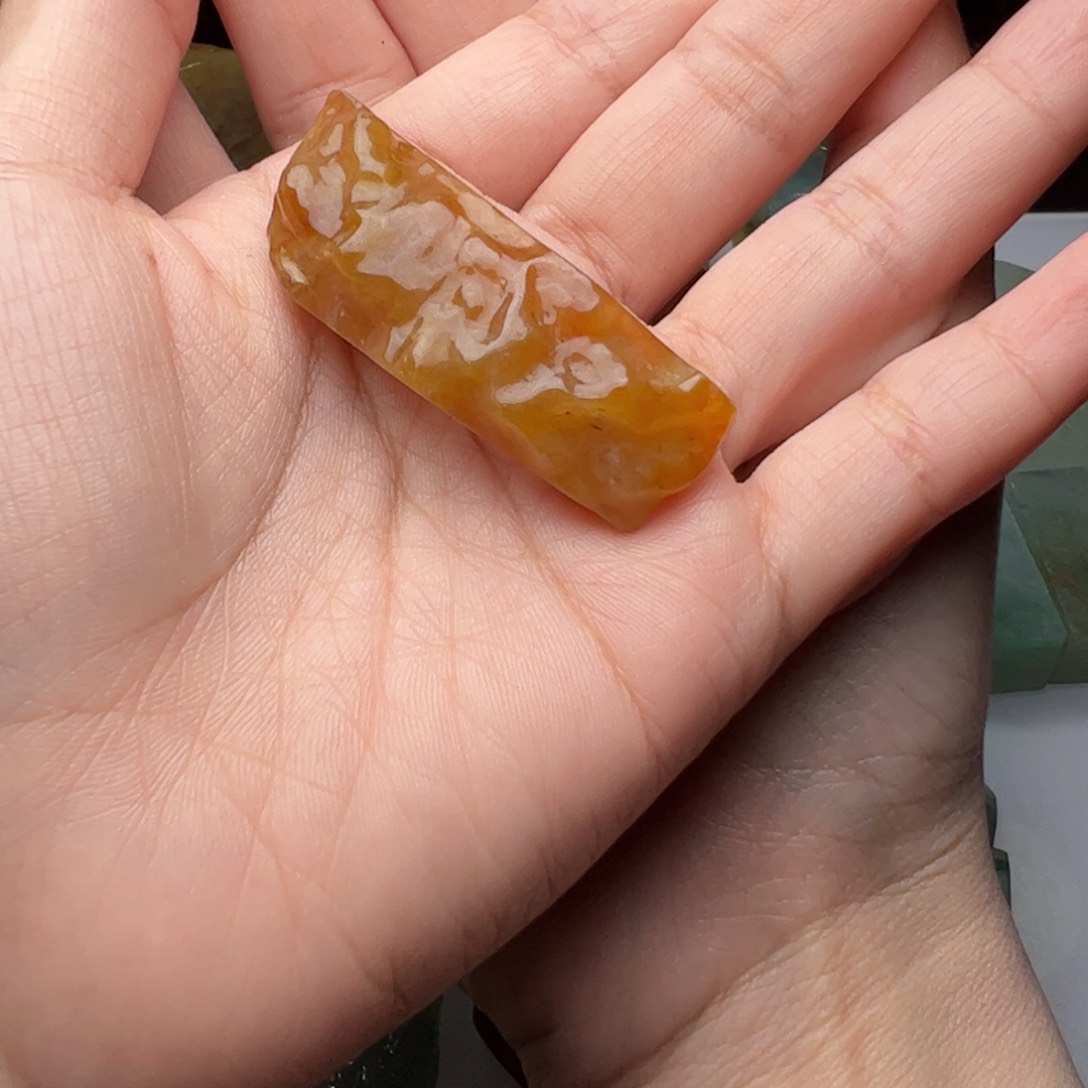 未镶嵌定制翡翠不包工