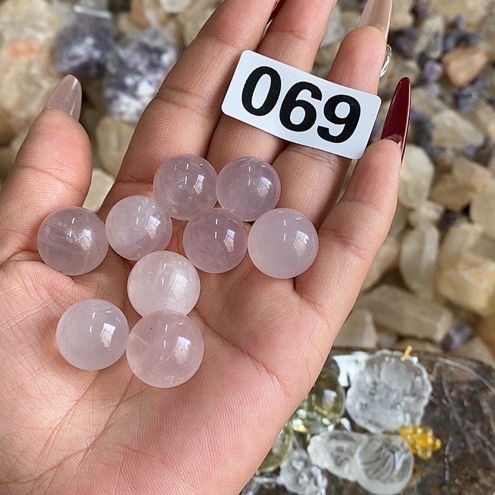 水晶未镶嵌珠宝半成品