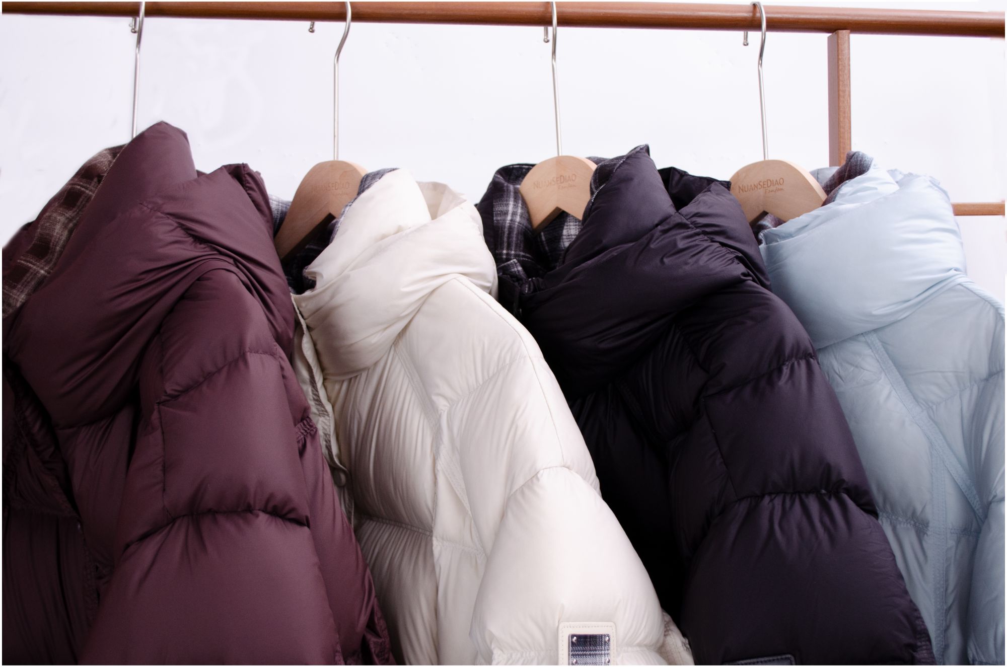 泡芙羽绒服保暖加厚冬季短款分格填充90白鸭绒格子拼接连帽磁吸扣