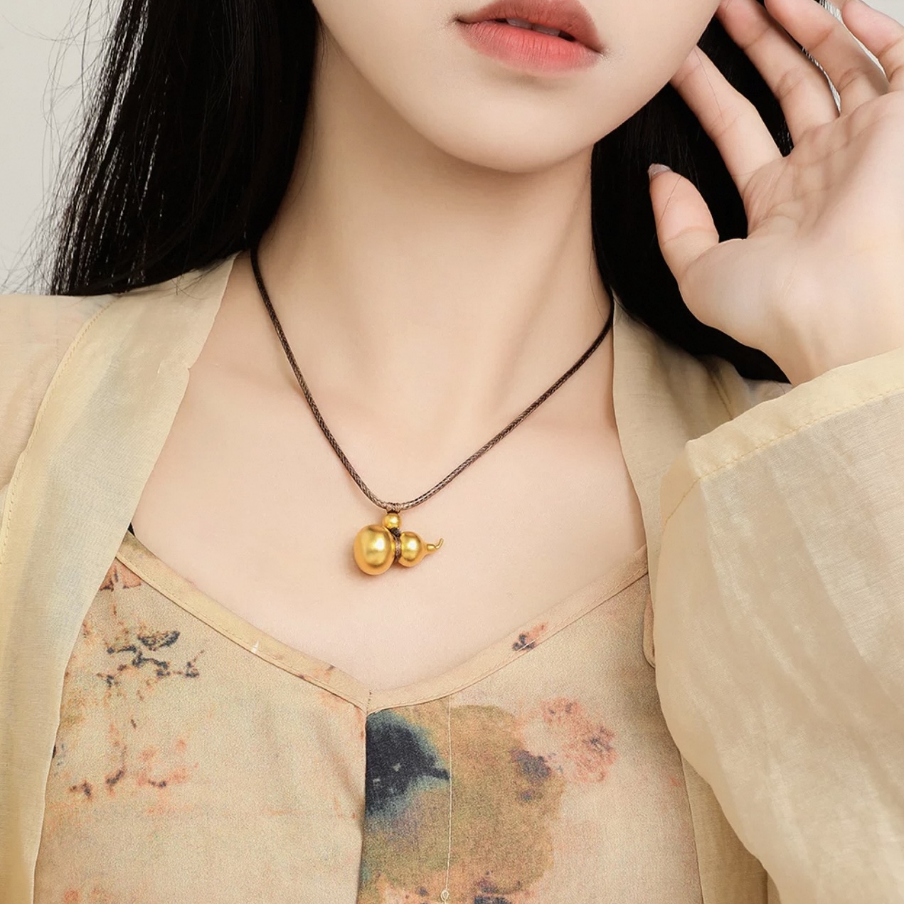 Chow Tai Seng/周大生古法足金葫芦吊坠