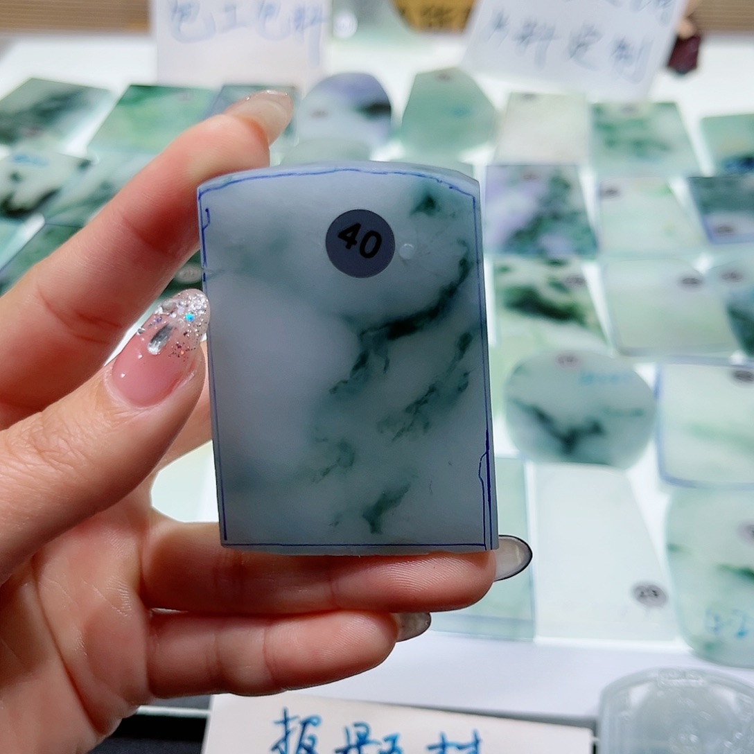 定制翡翠未镶嵌云*翡翠