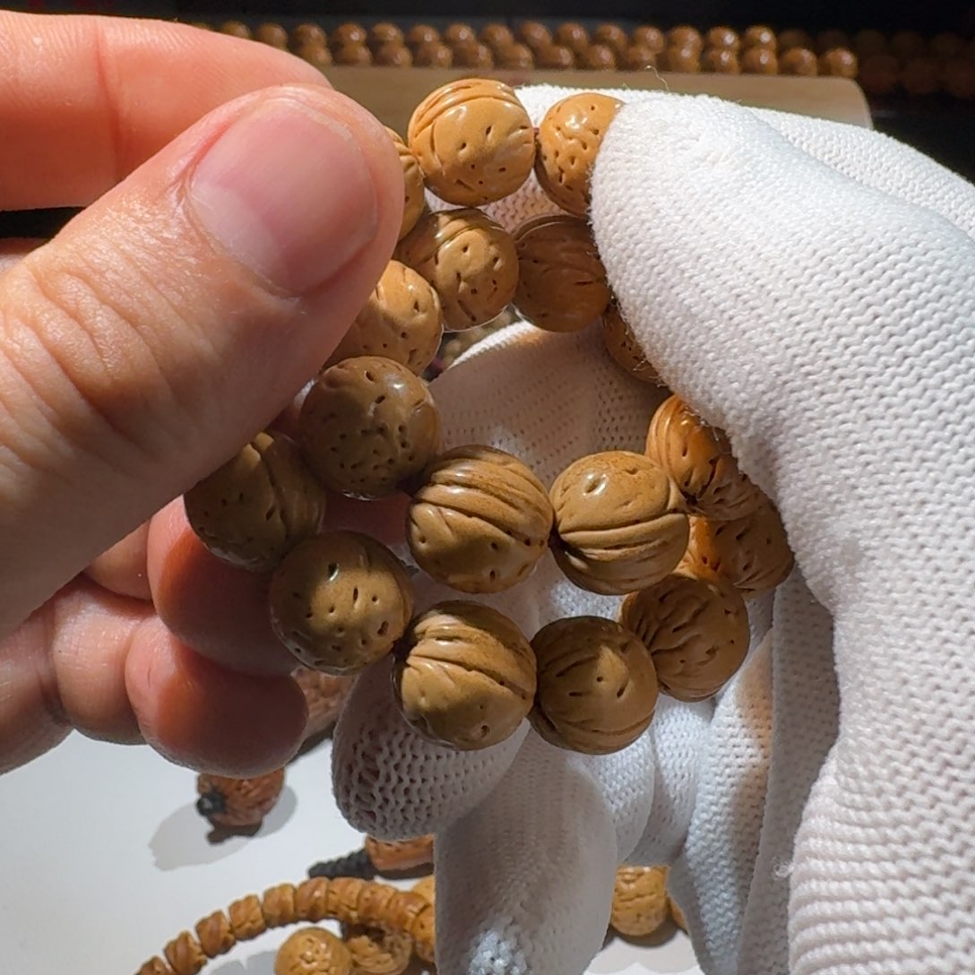 桃核吊坠盘锦黄桃一号