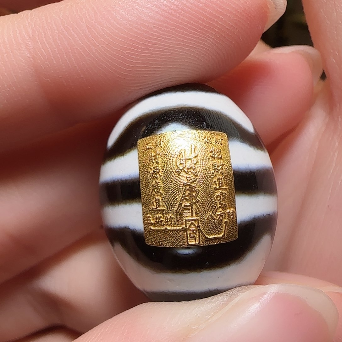 玛瑙手饰18K金镶嵌         