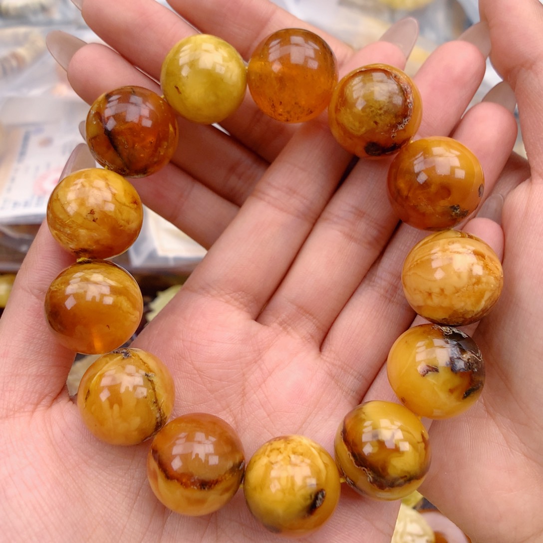 琥珀未镶嵌珠宝奇石