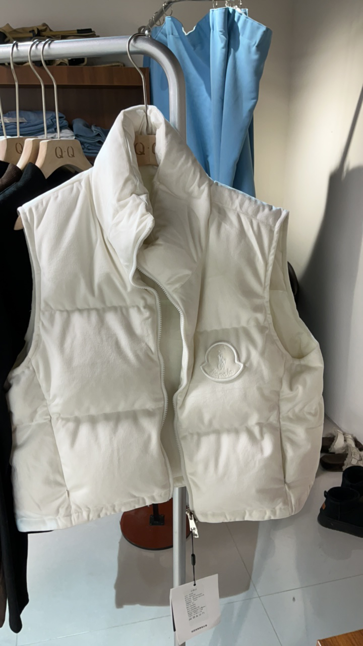 秋季羽绒马甲女复古运动休闲百搭潮流上衣