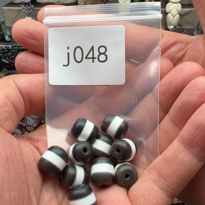 周***末玛瑙/玉髓未镶嵌珠宝半成品