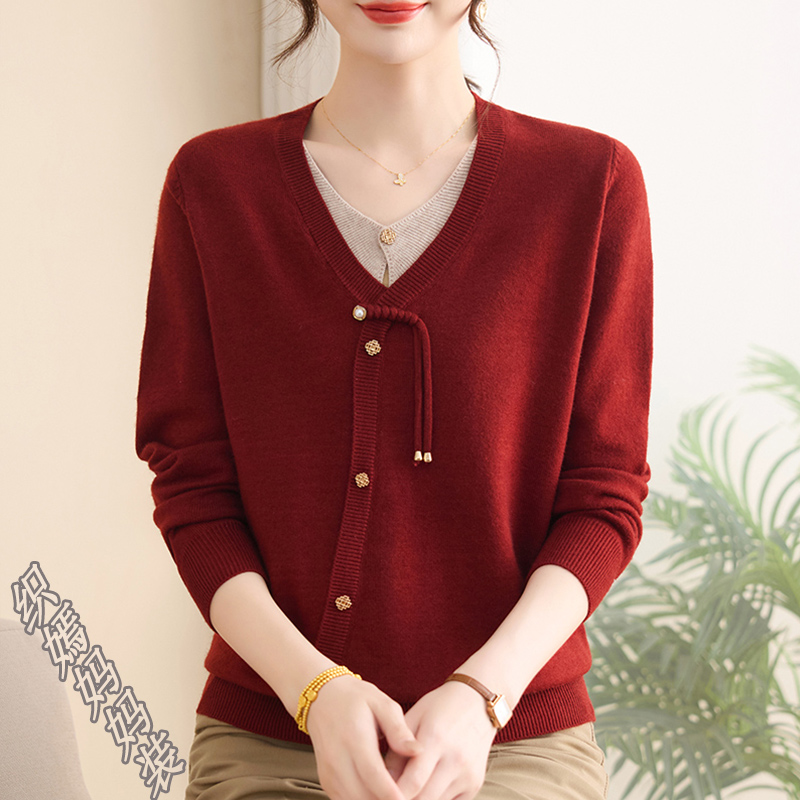 时尚妈妈秋装洋气喜婆婆针织打底衫2025新款中老年女装喜庆上衣
